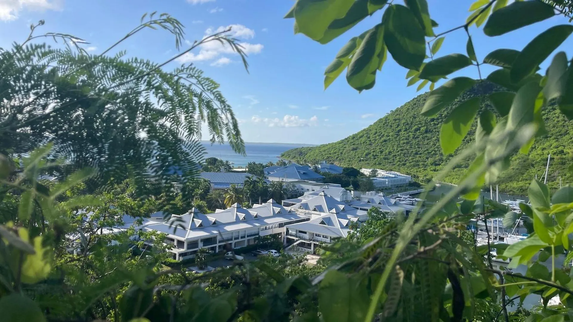 Island Escape, Marina Paradise & Beach Adventures Cul de Sac